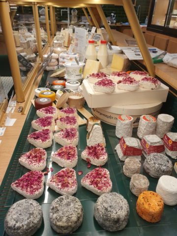 Fromage spécial Saint-Valentin. Fromage spécial Saint-Valentin.