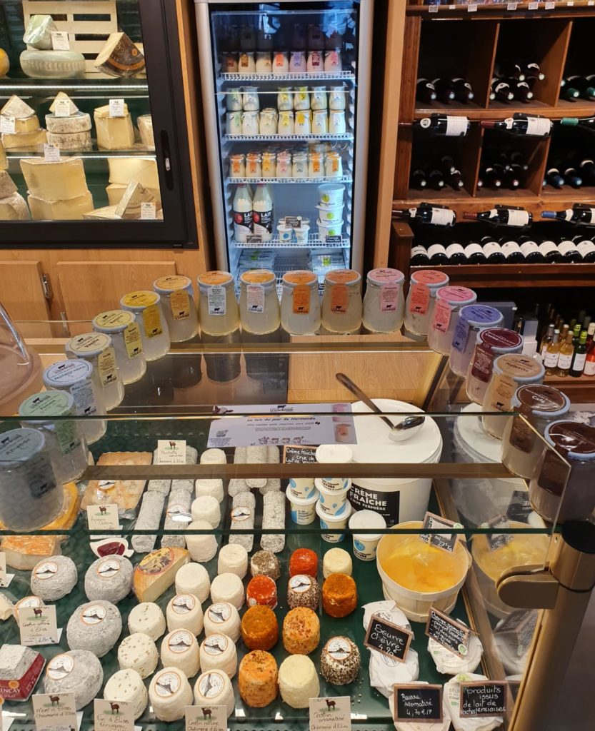 13 Saveurs de Yaourts entiers de la “Ferme Normande”